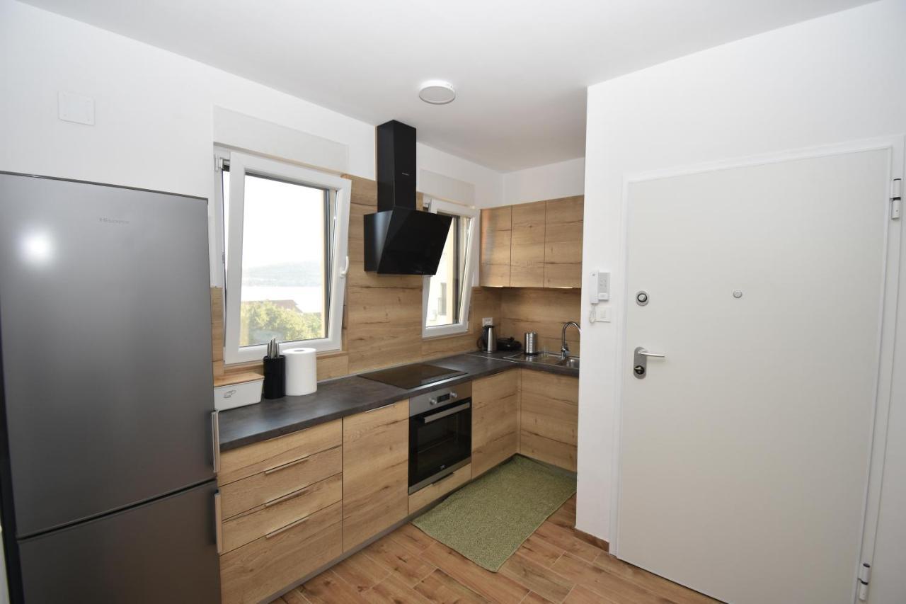 Apartman Bela Tisno Eksteriør bilde