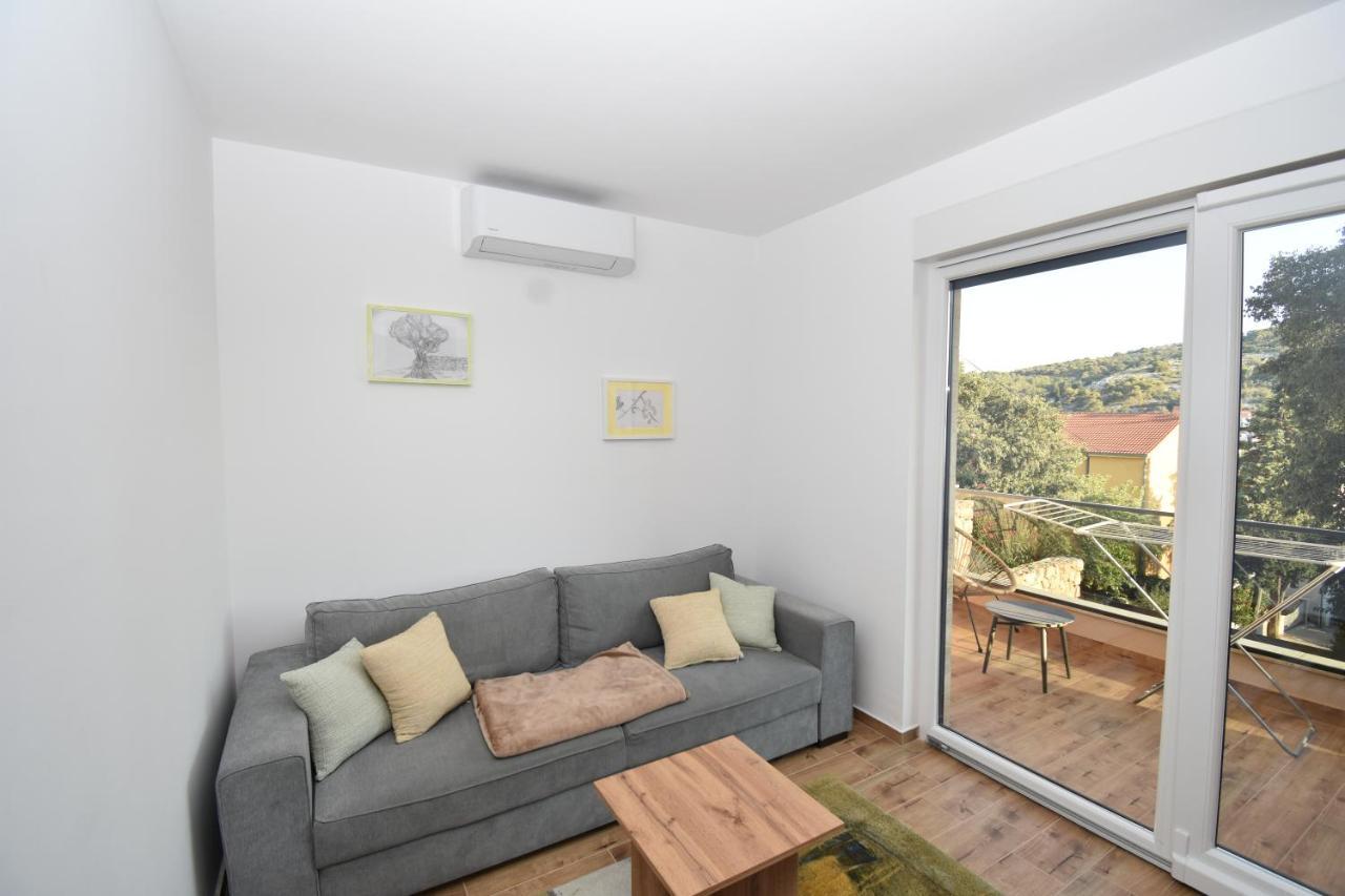 Apartman Bela Tisno Eksteriør bilde