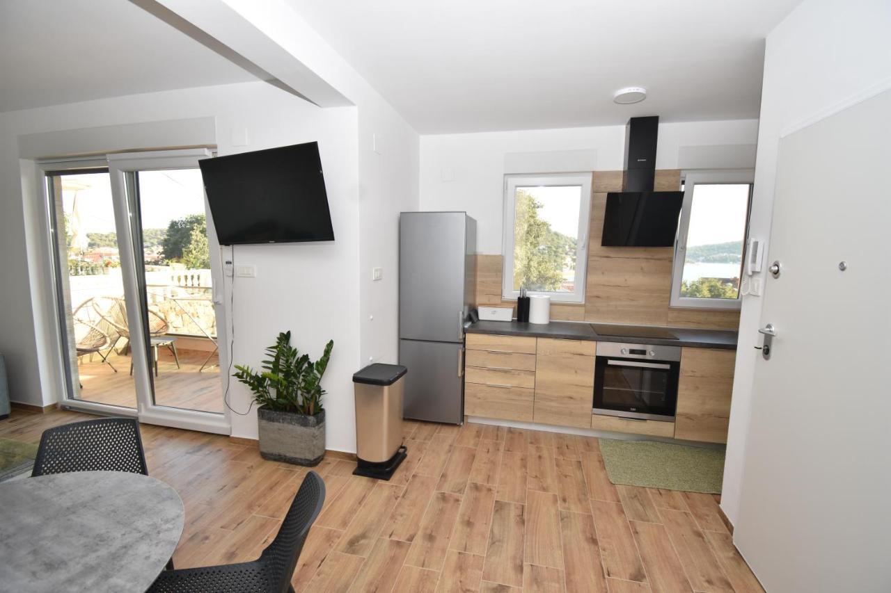 Apartman Bela Tisno Eksteriør bilde